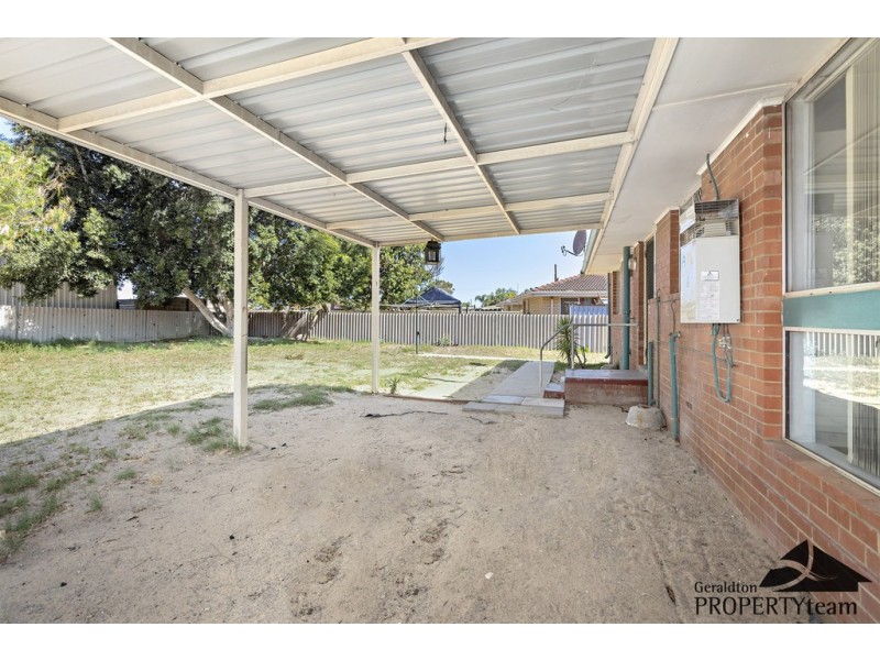 8 Melbourne Street, Waggrakine WA 6530