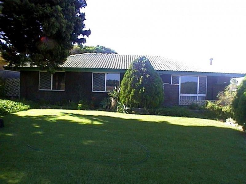 19 Kenny Crescent, Rangeway WA 6530