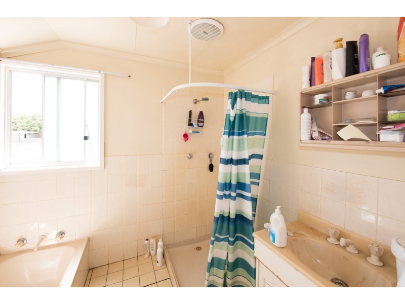 25 Maley Way, Beachlands WA 6530