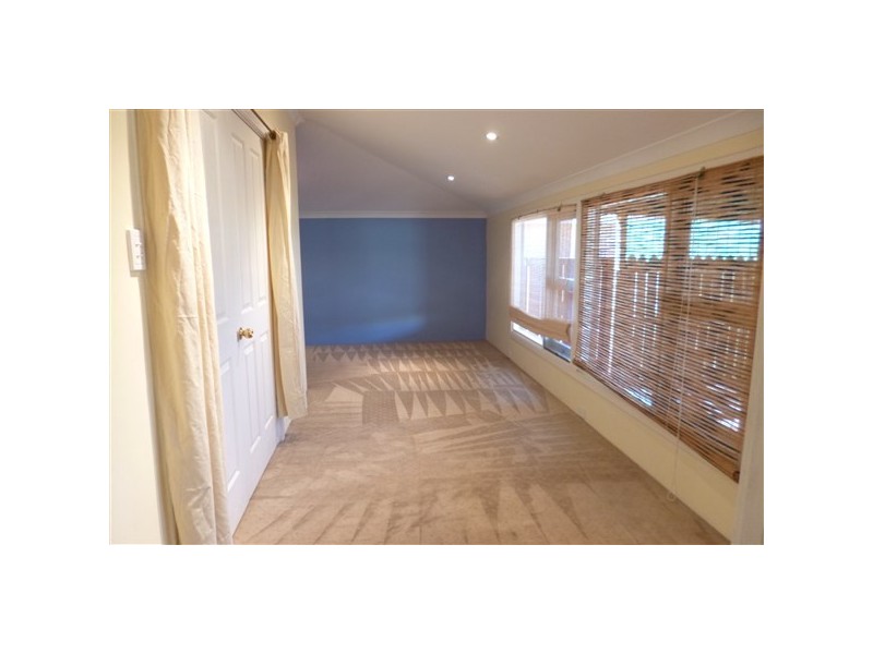 259 Fifth Street, Wonthella WA 6530