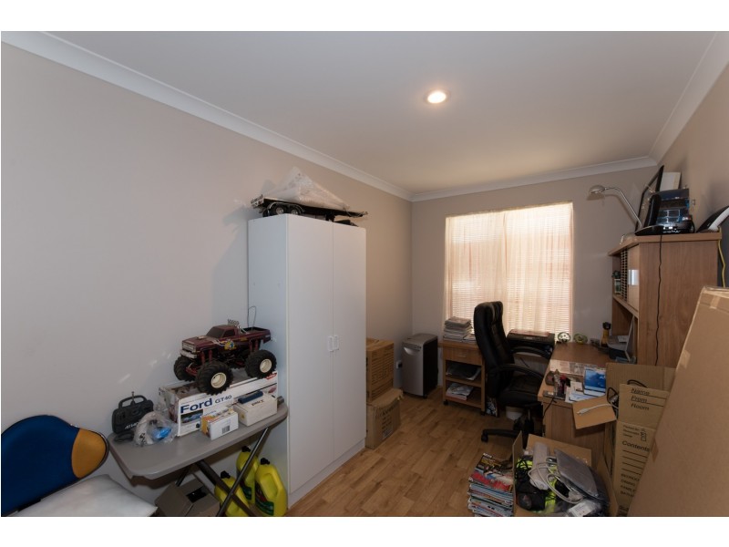 31 Wahn Avenue, Waggrakine WA 6530