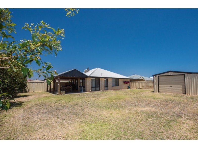 31 Wahn Avenue, Waggrakine WA 6530