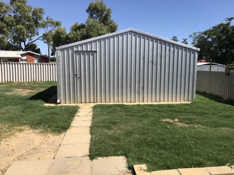 24 Adelaide Street, Waggrakine WA 6530