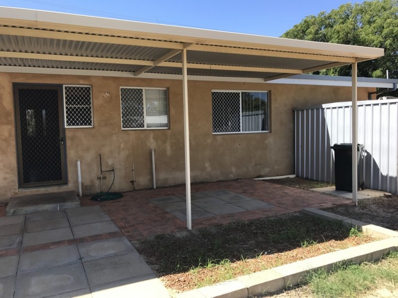 24 Adelaide Street, Waggrakine WA 6530