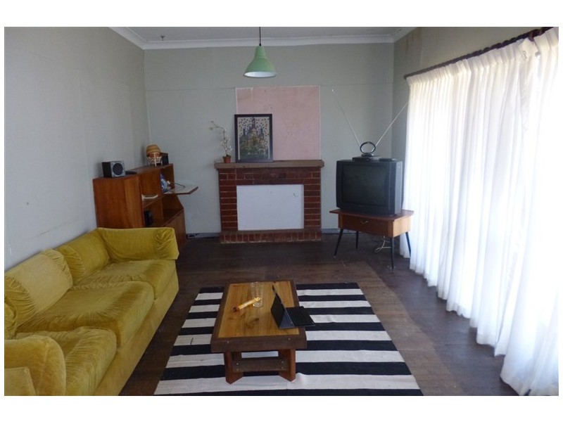 11 Maley Way, Beachlands WA 6530