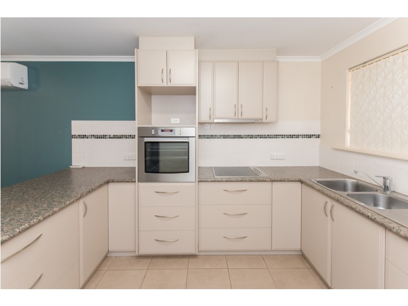 2/40 Eastward Road, Rangeway WA 6530