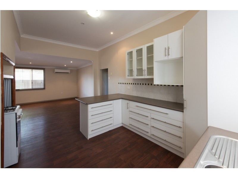 8 William Street, Geraldton WA 6530