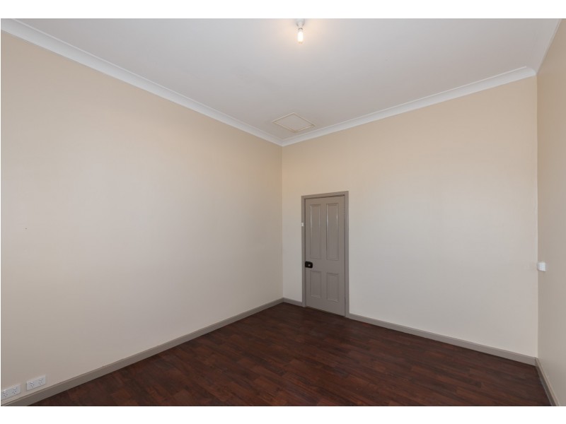 8 William Street, Geraldton WA 6530