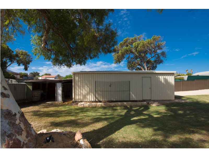 8 William Street, Geraldton WA 6530