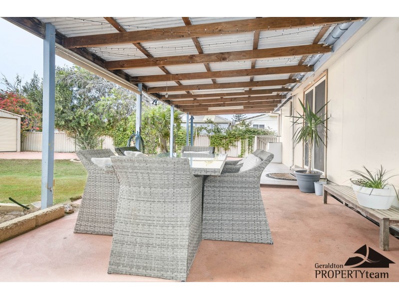 39 Whitfield Street, Beachlands WA 6530