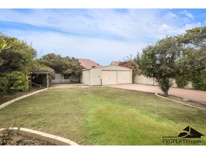 39 Whitfield Street, Beachlands WA 6530