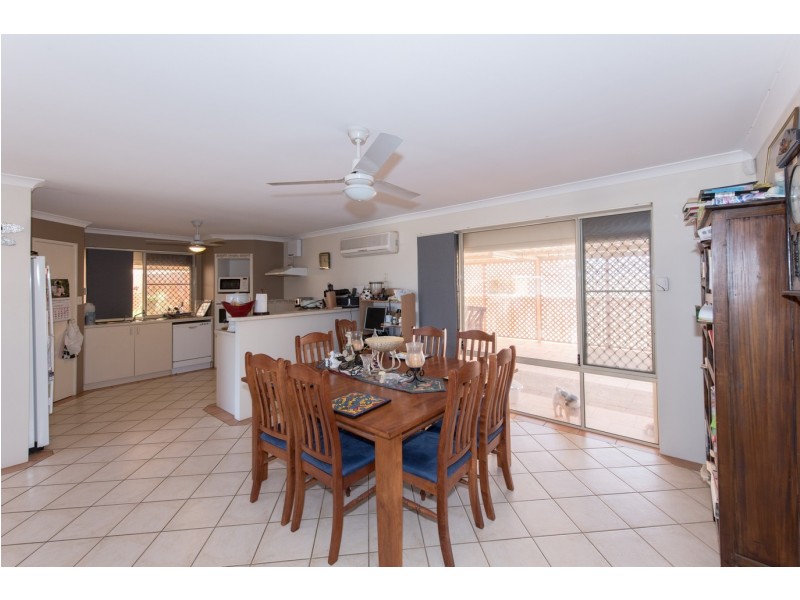 7 Mitchell Heights, Dongara WA 6525