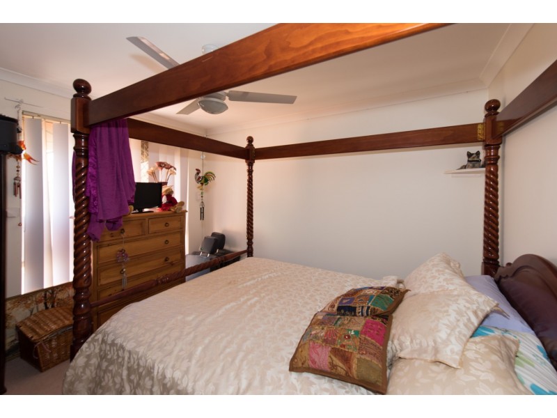 7 Mitchell Heights, Dongara WA 6525