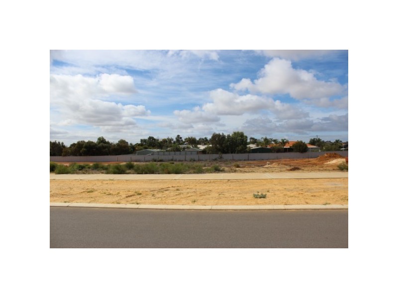 20 Strathalbyn Road, Strathalbyn WA 6530