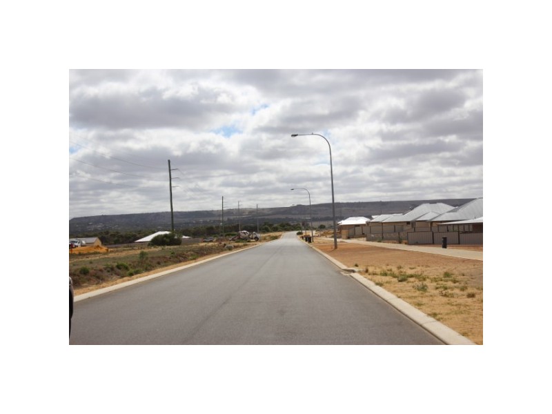 20 Strathalbyn Road, Strathalbyn WA 6530