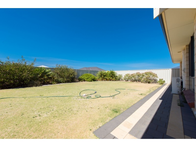 11 Alera Entrance, Wandina WA 6530