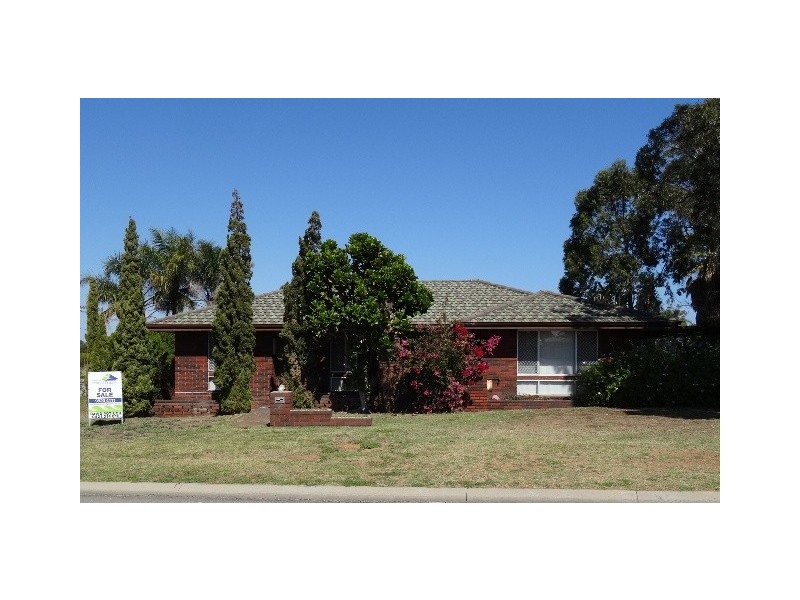 10 Kenny Crescent, Rangeway WA 6530