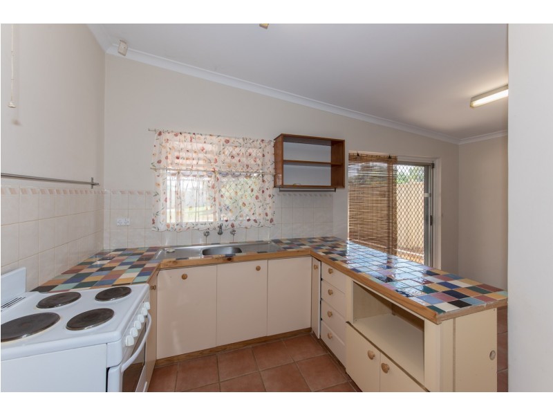 2 Woodman Street, Utakarra WA 6530
