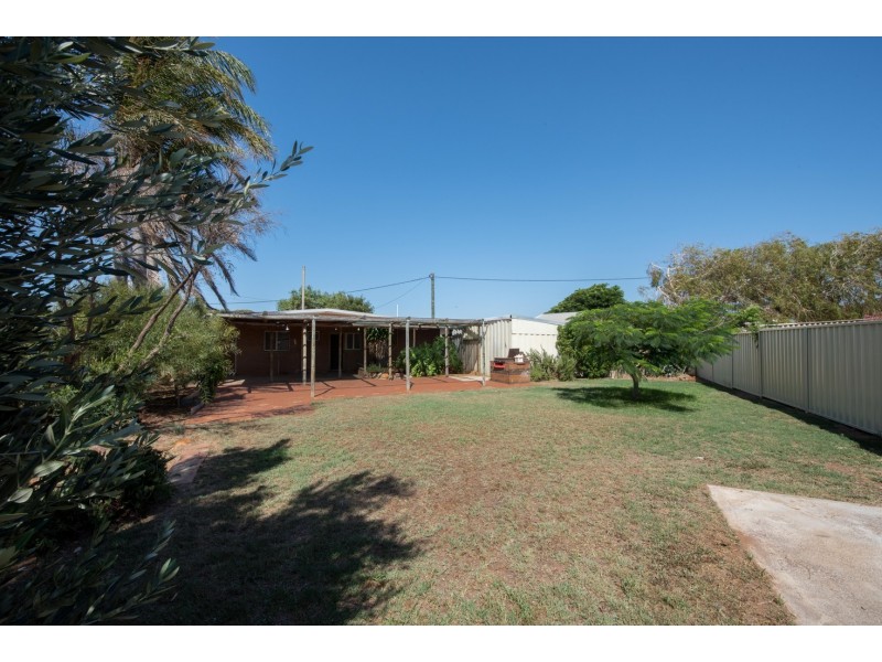2 Woodman Street, Utakarra WA 6530