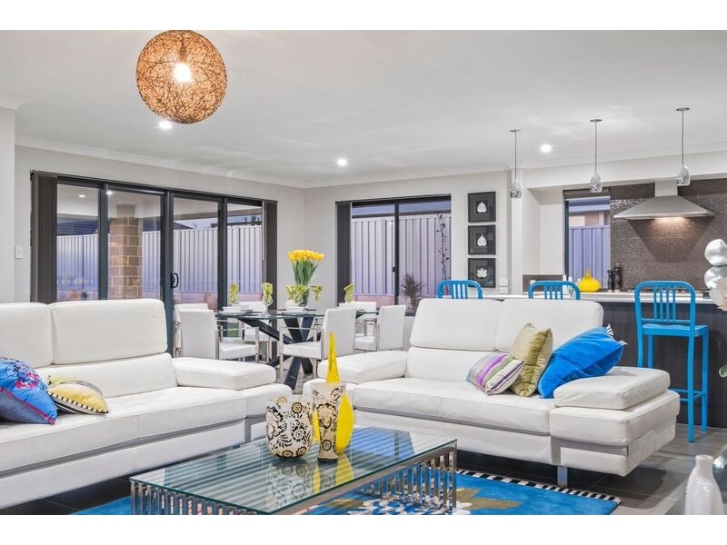 211 Chapman Valley Road, Waggrakine WA 6530