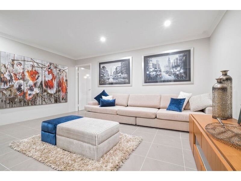 211 Chapman Valley Road, Waggrakine WA 6530