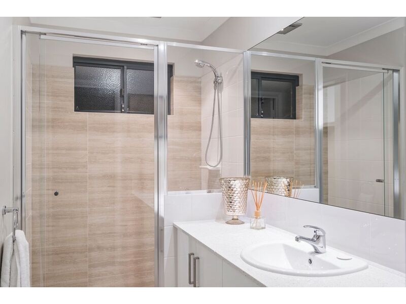 211 Chapman Valley Road, Waggrakine WA 6530