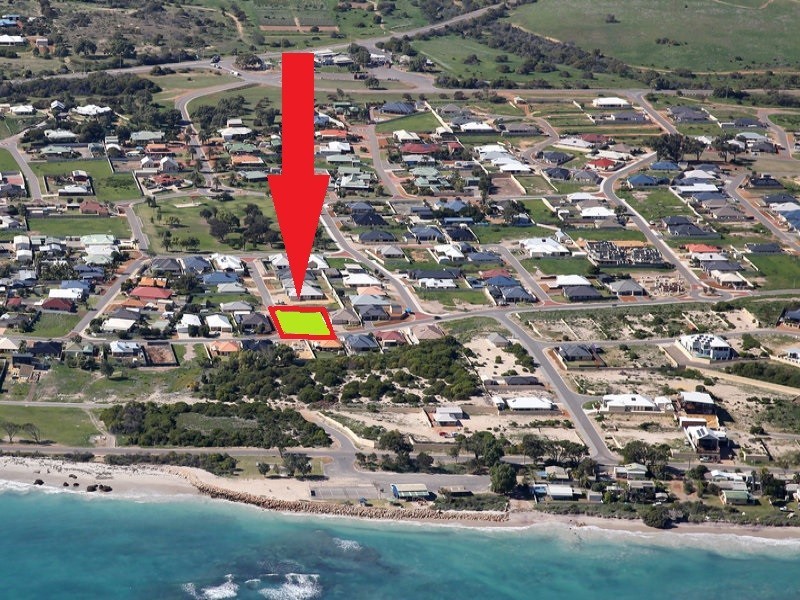 17 Stillwater Avenue, Drummond Cove WA 6532