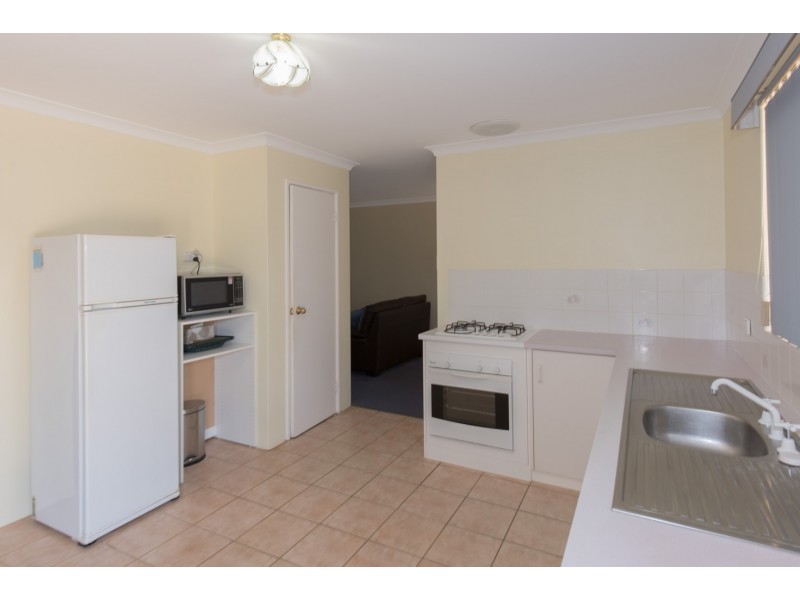 3 Mullian Way, Waggrakine WA 6530