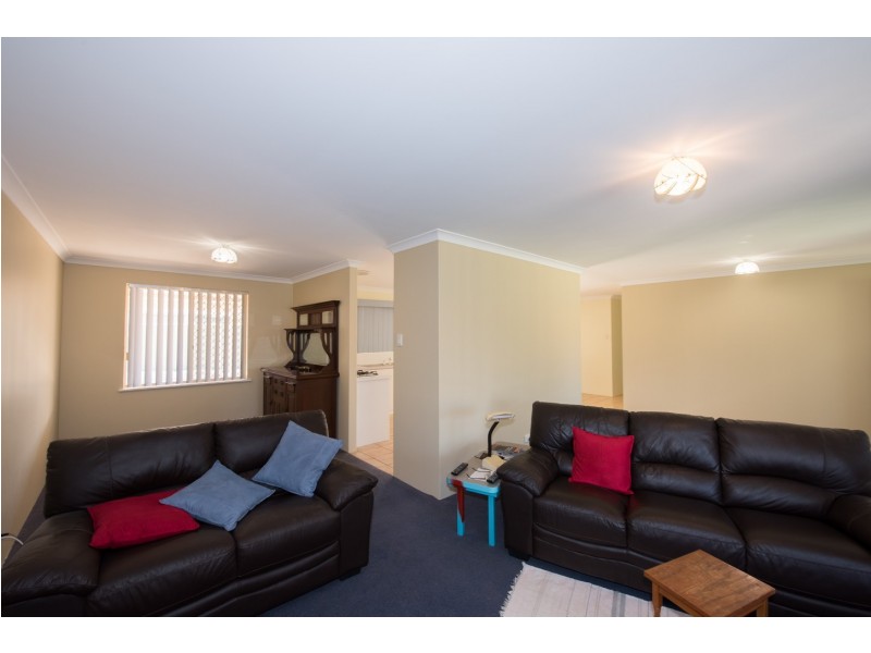 3 Mullian Way, Waggrakine WA 6530