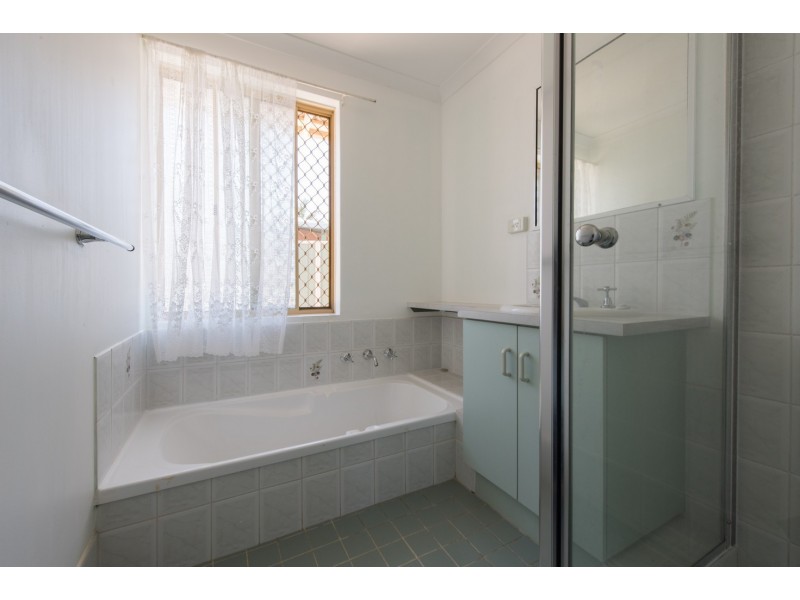 3 Mullian Way, Waggrakine WA 6530