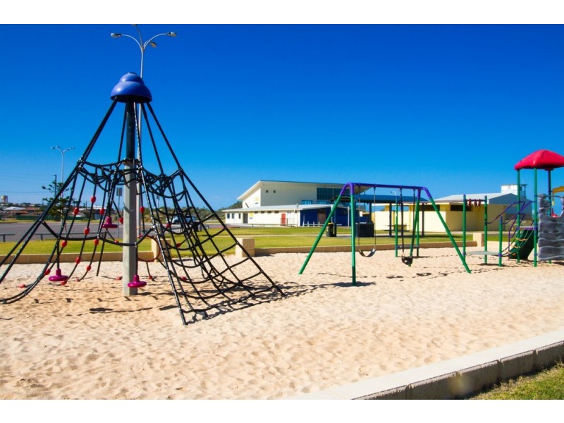 15/239 Willcock Drive, Mahomets Flats WA 6530