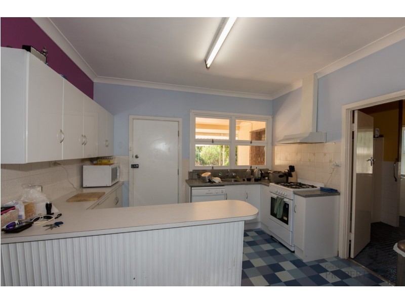 97 Railway Street, Bluff Point WA 6530