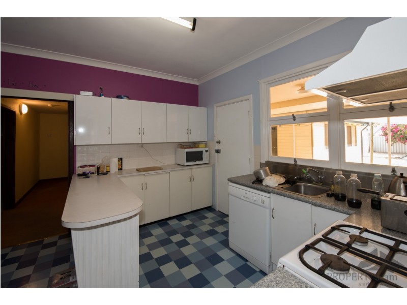 97 Railway Street, Bluff Point WA 6530