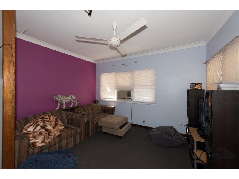 97 Railway Street, Bluff Point WA 6530