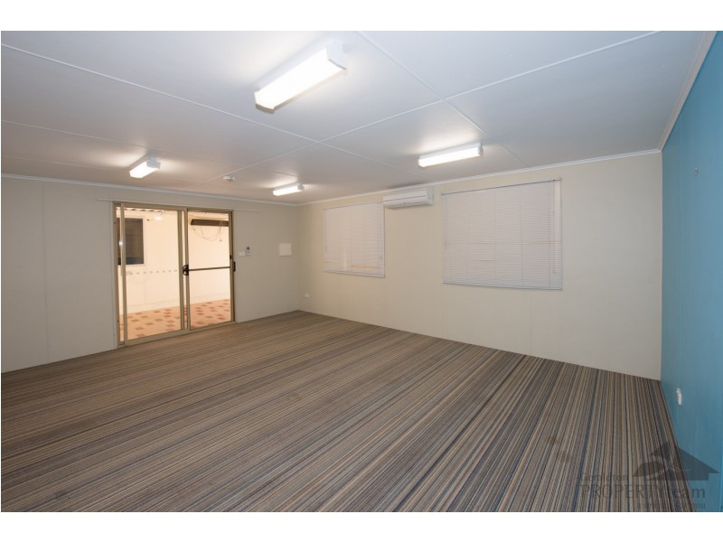 97 Railway Street, Bluff Point WA 6530
