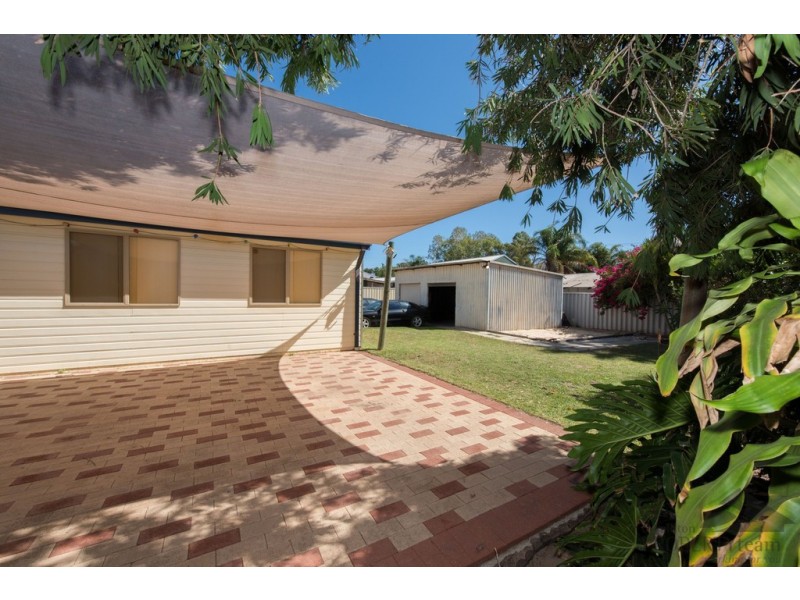 97 Railway Street, Bluff Point WA 6530