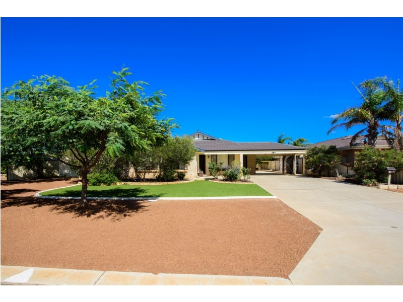 26 Weeloo Road, Waggrakine WA 6530