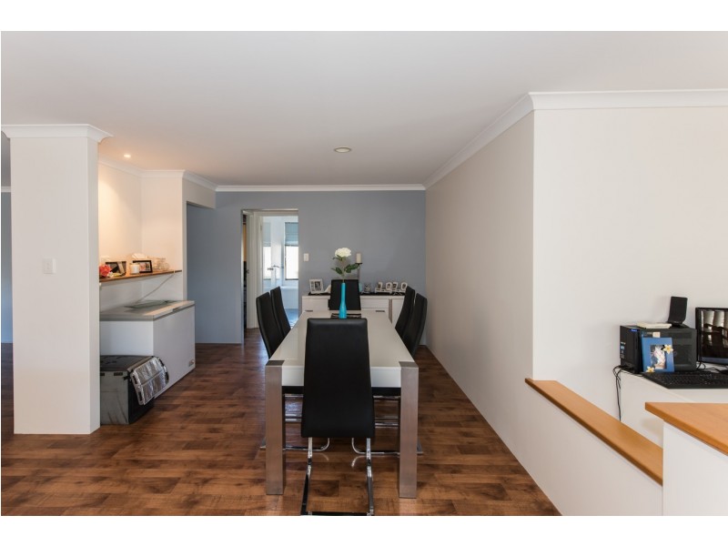 26 Weeloo Road, Waggrakine WA 6530