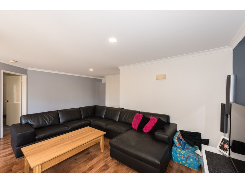 26 Weeloo Road, Waggrakine WA 6530