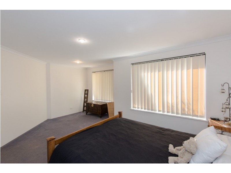 26 Weeloo Road, Waggrakine WA 6530