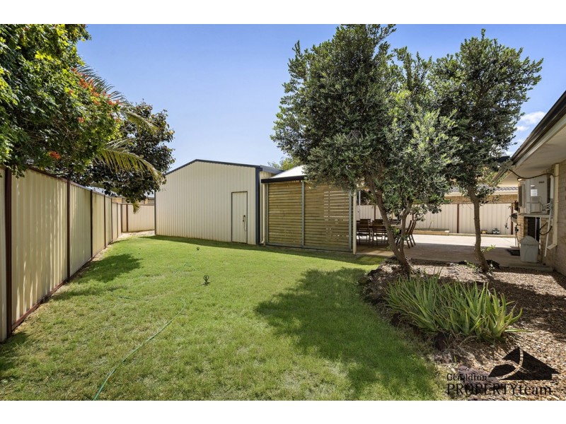 26 Weeloo Road, Waggrakine WA 6530
