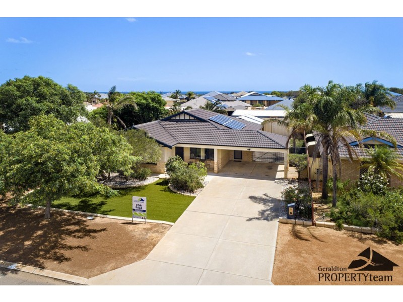 26 Weeloo Road, Waggrakine WA 6530