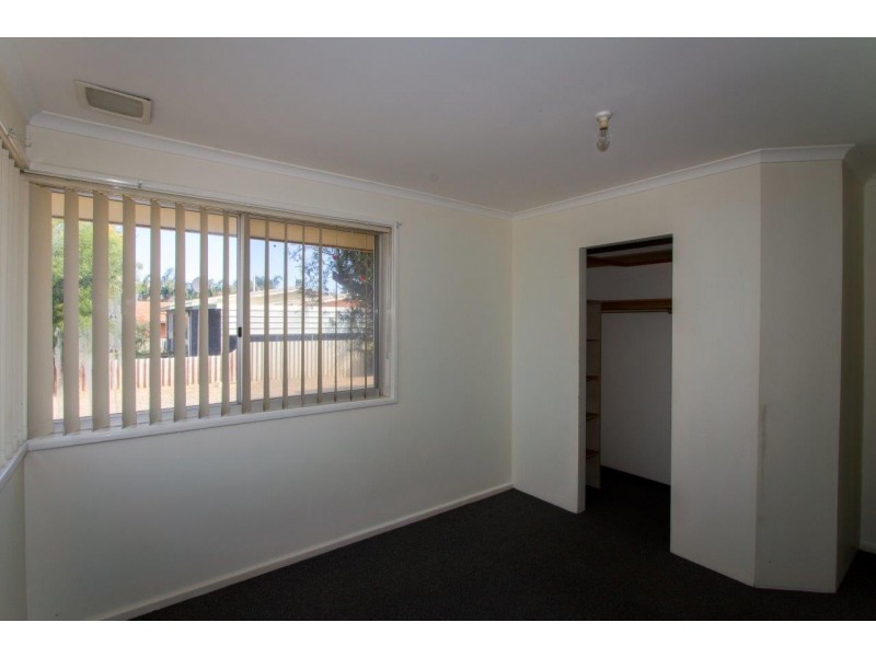 79 Chapman Valley Road, Waggrakine WA 6530