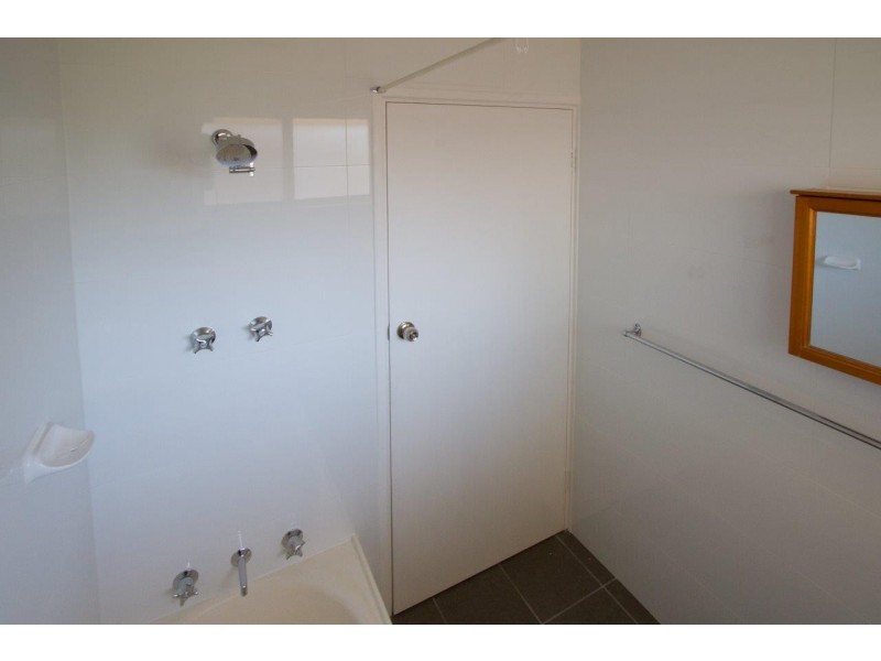 79 Chapman Valley Road, Waggrakine WA 6530