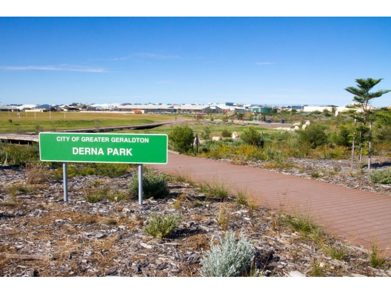 10 Waterwitch Outlook, Wandina WA 6530