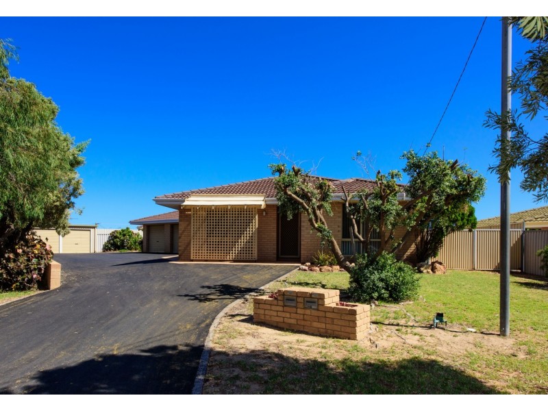 1/11 Wilton Close, Mount Tarcoola WA 6530