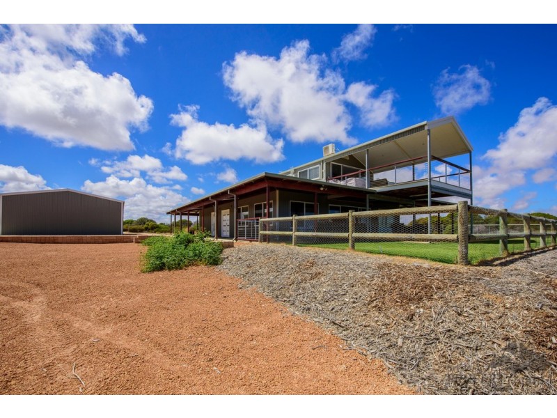 11 Readhead Street, Rudds Gully WA 6532