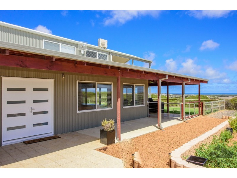 11 Readhead Street, Rudds Gully WA 6532