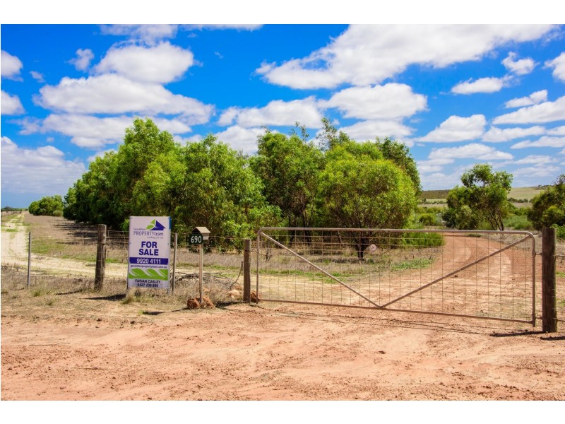 230 Ahern Place, Howatharra WA 6532