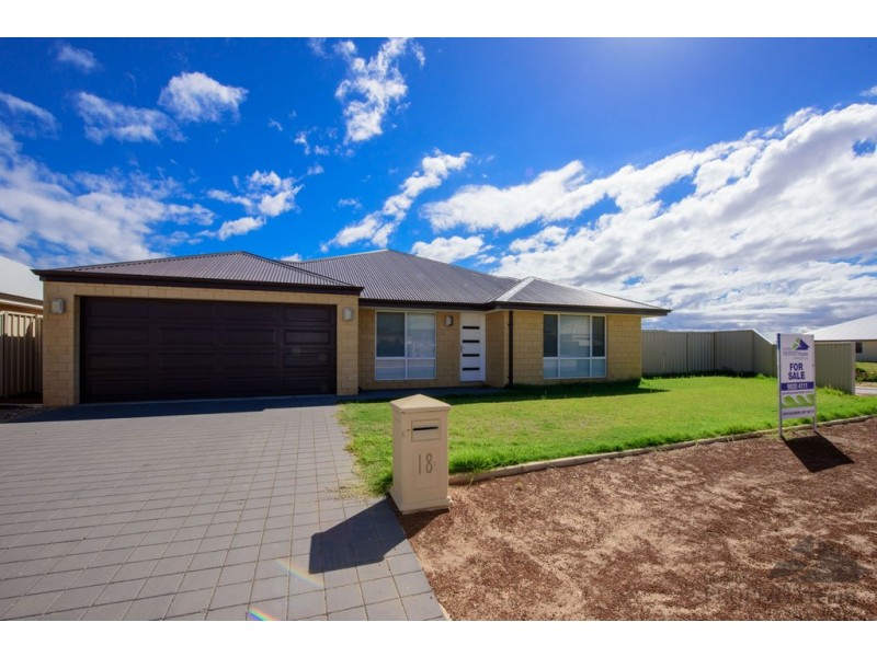 18 Waterwitch Outlook, Wandina WA 6530
